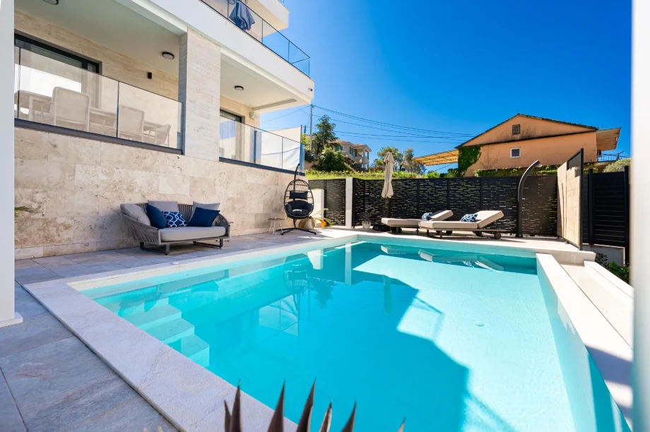 Infinity Pool Area with Luxury Sun Loungers | Villa Calma Montenegro