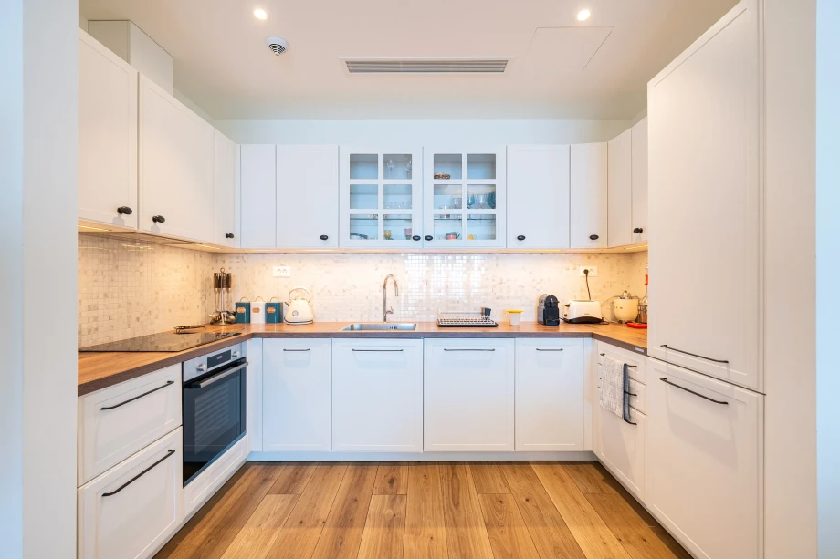 Modern Kitchen Workspace at Coastal Elegance Residence