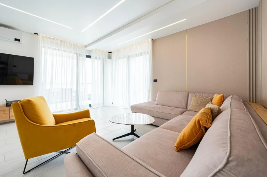 Bright Living Room with Relaxed Interior Style