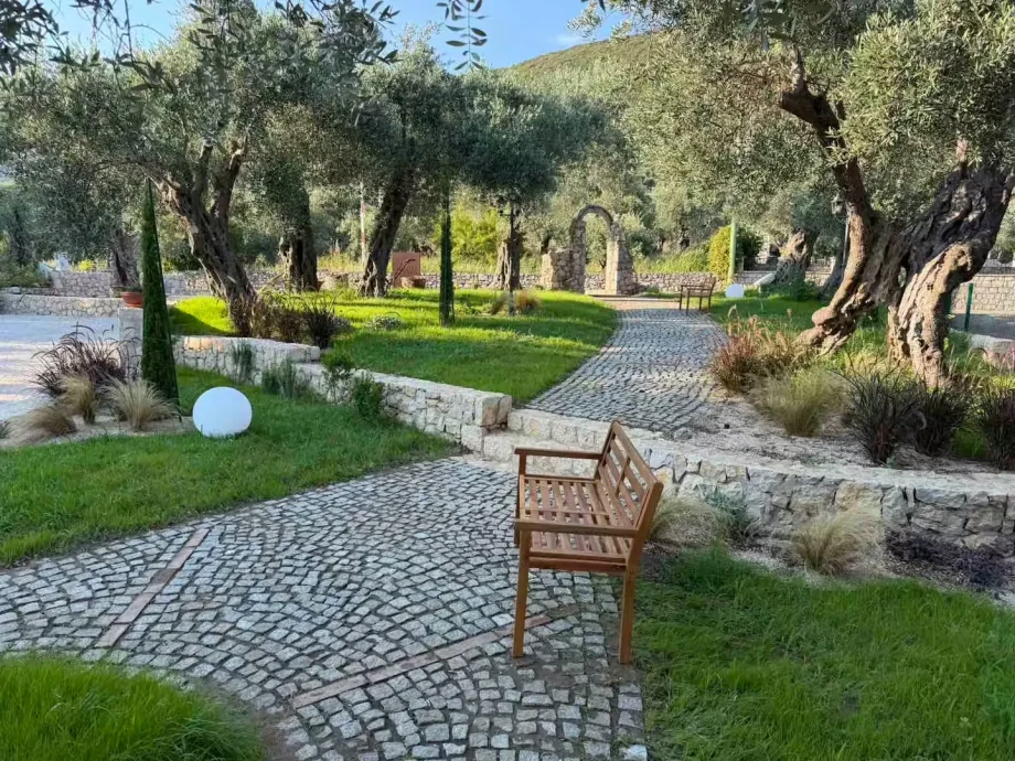 Garden Relaxation Area at Villa Rametto