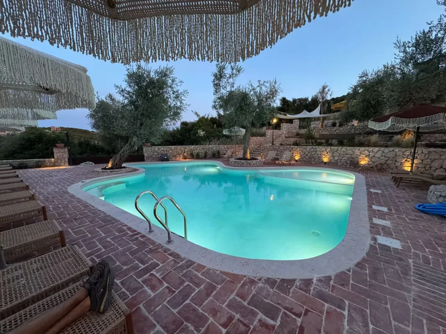 Pool with Sun Loungers at Villa Rametto