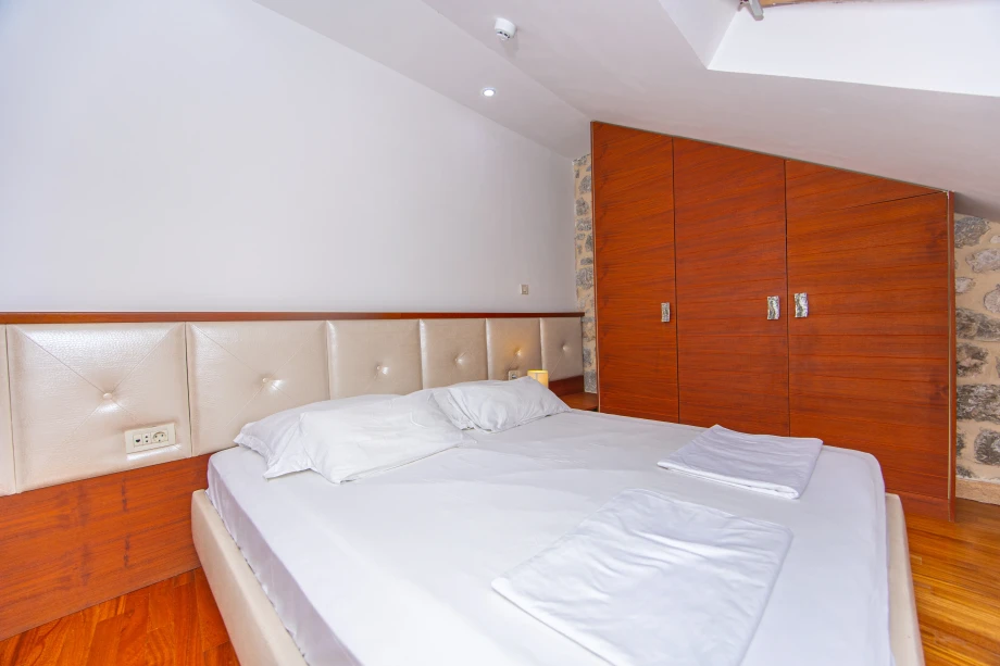 Elegant & Spacious Bedroom | Stone House Seafront Villa