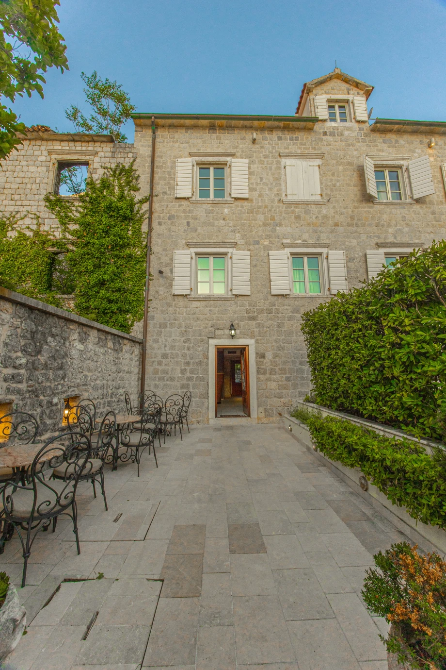 Welcoming Villa Entrance | Stone House Seafront Villa
