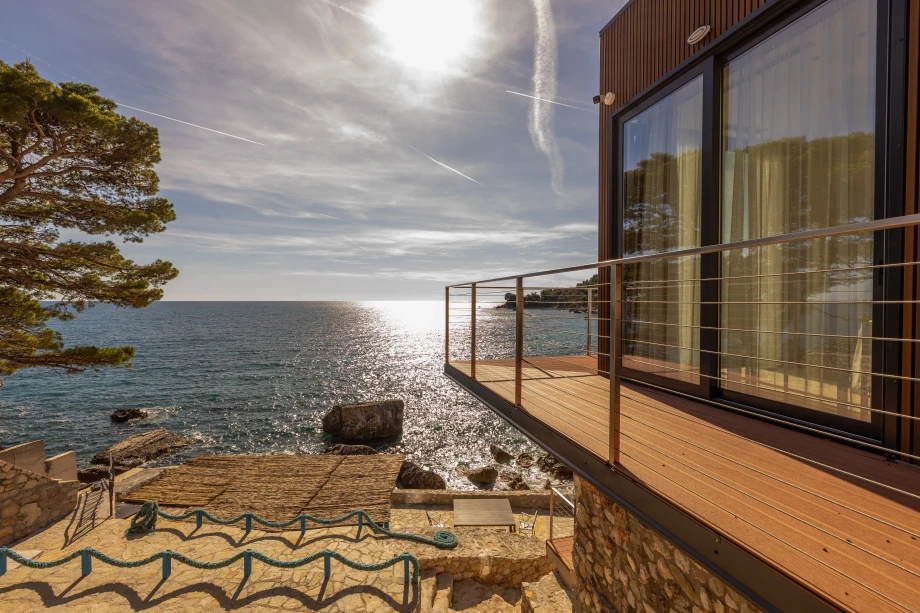 Stunning Seafront View Over the Private Beach | Canvas Coast