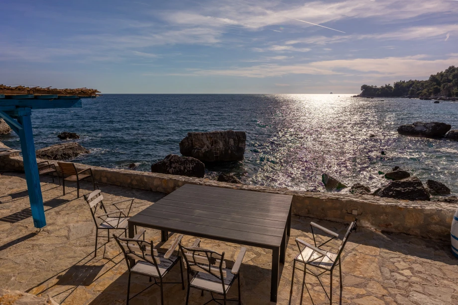 Outdoor Beachfront Table at Canvas Coast