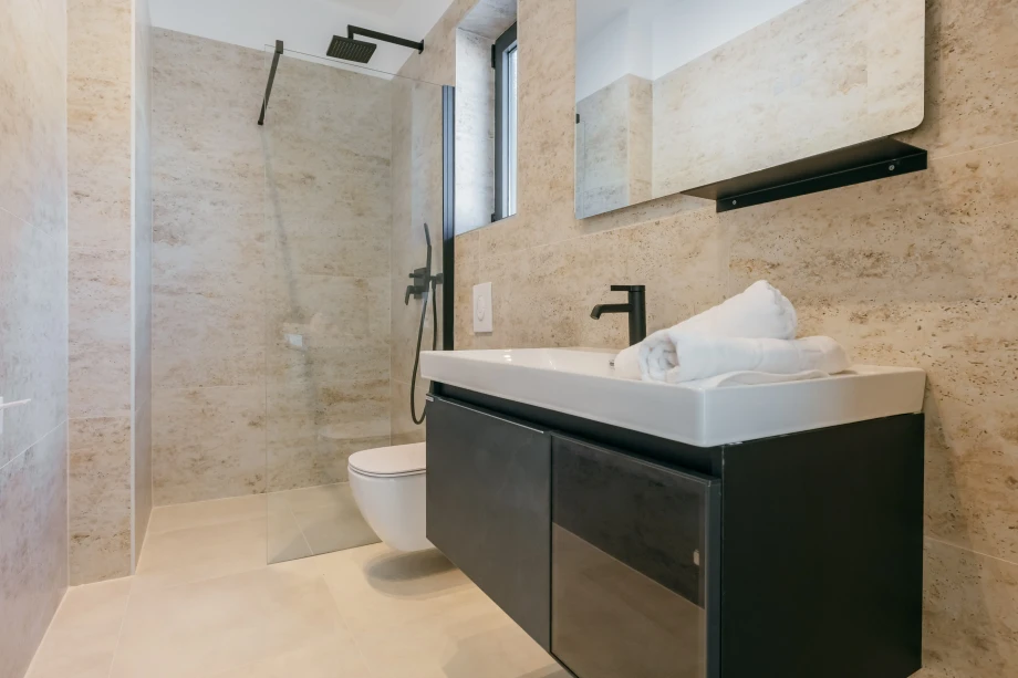 Walk-In Shower Bathroom | Canvas Coast Villa